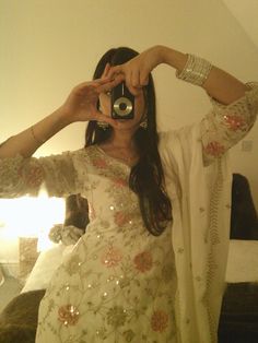 Eid Pics, Desi Dress, Desi Dresses, Desi Love, Desi Wear, Desi Clothes, Desi Fashion Casual, Desi Wedding, Desi Fashion