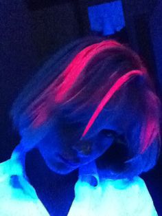Amazing glow in the dark hair Glowing Hair, Blue Glow In The Dark Hair Dye, Glowing Blue Hair, Black Light Hair Dye, Glow In The Dark Hair Paint, Glow In The Dark Hair Color, Glow In Dark Wig, Glow In The Dark Wig, Glow In The Dark Hair