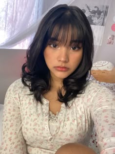 Tia Bangs, Shouldet Length Hair, Cute Hair Cut With Bangs, Cute Haircut Bangs, Hair Bangs Black, Mexican Girl With Bangs, Regular Bangs, Forehead Bangs Haircut, Bangs In Front Of Face