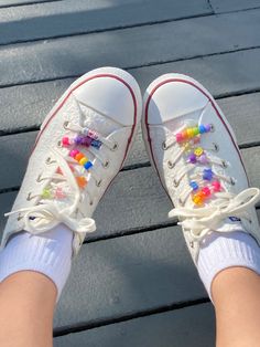 Letter Beads On Shoelaces, Beaded Shoelaces Ideas, Shoe Strap Beads Converse, Beaded Shoes Laces, Converse Beads On Laces Words, Colorful Beaded Shoe Charm, Seed Bead Shoe Charms, Beaded Shoes, Shoe Inspo