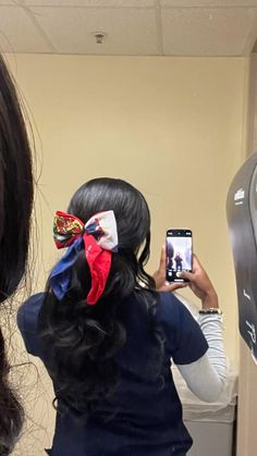 Haitan flag day, haitian flag bow Haitian And Jamaican Flag, Haitian Outfit Ideas, Caribbean Style Clothing, Zoe Haitian, Haitian Car Flag, Haitian Flag Day Outfit, Haitian Independence Day, Liberian Girl, Haiti Flag