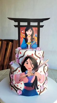 Pastel Mulan, Mulan Themed Desserts, Mulan Cake Birthday, Mulan Cakes Birthday, Mulan Birthday Party Ideas, Mulan Cake, Mulan Themed Celebration Inspiration, Mulan Cake Design, Mulan Birthday Party