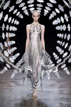 Earthrise | Iris van Herpen Ammonite Dress, Iris Van Herpen Avant Garde, Iris Van Herpen Glass Dress, Iris Van Herpen Fashion Show, Iris Harpen, Iris Van Herpen Aeolus Scarf, Iris Van Herpen Inspiration, Iris Van Herpen Fashion Brand, Biomimicry In Fashion
