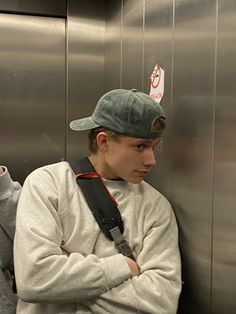 Fitted Cap Backwards, Backwards Cap, Backwards Hat, Frat Boy, Teenage Boys, Fitted Caps, Mens Outfits