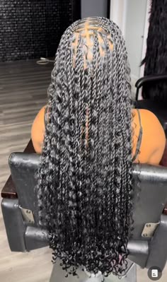 Bohemian Twists With Curls, Bohemian Twists Hairstyle, Knotless Twist With Curls, Short Bohemian Twist, Bohemian Twist Hairstyles, Bohemian Knotless Braids With Synthetic Hair, Long Boho Twist With Curls, Bohemian Twist With Curls, Long Bohemian Twist
