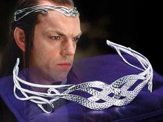 Elrond's circlet Elf Crown, Legolas And Tauriel, Elf Jewelry, Lotr Costume, Tolkien Elves, Elven Jewelry, Power Ring, It Movie Cast, Head Jewelry