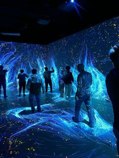 Interactive Cube, Interactive Spaces, Digital Art Exhibition Ideas, Projection Mapping Art, Immersive Projection Room, Immersive Space, Immersive Experience Art Installations, Immersive Art, Digital Art Exhibition
