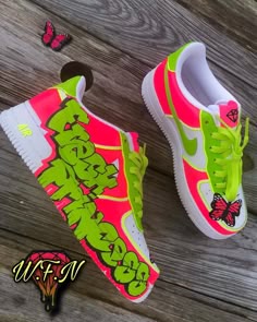 Air Force Custom Ideas, Air Force Ones Custom, Custom Shoe Design Ideas, Custom Forces, Customized Air Force 1, Custom Air Force One, Air Force 1 Design Ideas, Girls Custom Shoes, Custom Air Force 1 Diy