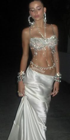 Siren Aesthetic Costume, Siren Core Costume, Siren Costume Aesthetic, White Mermaid Costume, Siren Mermaid Outfit, Mermaid Siren Outfit, Siren Costume Halloween Outfit, White Siren Costume, Siren Outfit