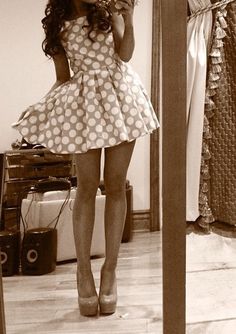 Ariana Grande Yours Truly Era Outfits, Ariana Grande Inspired Dress, Ariana Grande Gumdrop Dress, Ariana Grande Vintage Dress, Ariana Grande Polka Dot, Ariana Grande Bow Dress, Ariana Grande Babydoll Dress, Ariana Polka Dot Dress, Ariana Grande Short Dress