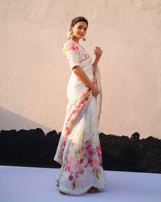 Women's Bagru Cotton White Floral Printed Designer Saree With White Floral Blouse Piece  Shop Now & Save! 75% OFF + Free Shipping 🎉 Fast Delivery In 5-6 Days ⚡  Shop On Adoldia Shop (@adoldiashop) www.adoldia.com  #saree #bagrusaree #metaforbusiness  Style inspiration from Alia Bhatt 🌟 Saree goals! (Image credit: IG - aliaabhatt) DM for removal. Alia Bhatt Saree, Traditional Indian Outfits, White Floral Blouse, Blouse Piece, Floral Blouse, Indian Outfits, Saree Designs, Maxi Skirt, Saree