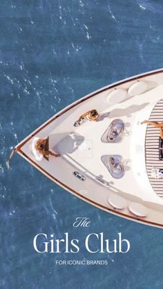 Logo De Luxe, Summer Font, E Card, Luxury Logo, Girls Club, Shirt Design, Logo Design Inspiration, Branding Design Logo, Branding Inspiration