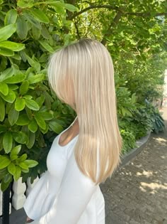 Colores De Cabello Rubio, Sand Blonde Hair, Cold Blonde, Blonde Hair Goals, Bright Blonde Hair, Balayage Haare Blond, Perfect Blonde Hair, Summer Blonde Hair, Dyed Blonde Hair