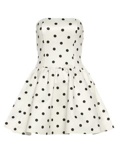 The Polka Dot Preppy Mini Dress is the epitome of vintage charm with a modern twist. Featuring a playful polka dot print, structured silhouette, and a dainty bow detail at the waist, this dress is perfect for making a statement at any occasion. Preppy aesthetic Polka dot printed design Zip closure Bow detail at back Strapless A-line skirt Polyester, spandex Mini Robes, Womens Robes, Summer Chic, Mini Tube Dress, Polka Dress, Y2k Streetwear, Tiendas De Ropa, Party Dresses For Women, Bodycon Mini Dress