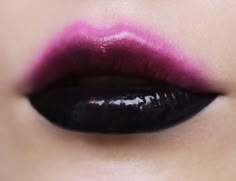 Draculaura Lips, Alt Makeup Lips, Dark Ombre Lips, Black Ombre Lips, Eyeliner Smokey, Gradient Lip Makeup, Ombré Lips, Ombré Lip, Black Ombré Lip