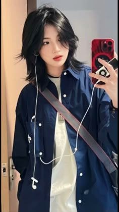 Bullf Cut Hair, Short Bob Cut Hairstyles, Cool Korean Hairstyle, Ideas Hairstyles Short, Baggy Hair, Fashion For Short Hair, Tomboy Oufits, Korean Hairstyles Short, Photo Short Hair