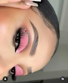 Pink Makeup Looks For Hooded Eyes, Hooded Eye Pink Makeup, Pink Eyeshadow Looks For Hooded Eyes, Pink Eyeshadow Looks Hooded Eyes, Hooded Pink Eye Makeup, Pink Makeup Hooded Eyes, Pink Makeup Looks With Rhinestones, Pink Makeup Looks Rhinestones, Pink And Rhinestone Makeup