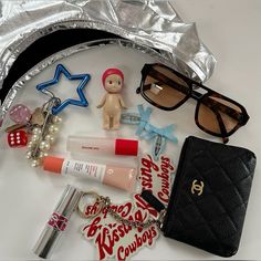 Trinket Examples, What Is A Trinket, Bag Trinkets Aesthetic, Harmony Kingdom Trinket Box Ideas, Trinket Girl Aesthetic, Glossier You, Mens Fashion Rugged, Bags Aesthetic, Grunge Photography