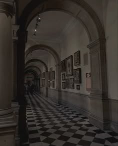 𝒅𝒂𝒓𝒌 𝒂𝒄𝒂𝒅𝒆𝒎𝒊𝒂 • 𝒃𝒐𝒂𝒓𝒅𝒊𝒏𝒈 𝒔𝒄𝒉𝒐𝒐𝒍 • 𝒑𝒓𝒊𝒗𝒂𝒕𝒆 𝒔𝒄𝒉𝒐𝒐𝒍 • 𝒂𝒄𝒂𝒅𝒆𝒎𝒚 • 𝒂𝒆𝒔 Boarding School Dark Academia Aesthetic, Aesthetic Academy, School Dark Academia Aesthetic, Fancy High School, Private School Building Aesthetic, Private Boarding School Aesthetic, Aesthetic Schools, Private Academy Aesthetic, Sci Fi Academia Aesthetic