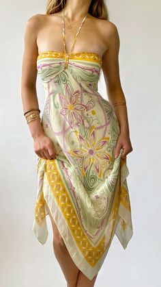 Italy Clothing, Sundress Ideas, Vintage Archive Fashion, Tropical Dresses, Modern Boho Outfit, Cancun Wedding Outfit Guest, Vintage Silk Dress For The Beach, Y2k Silk Dress, 90s Scarf Dress