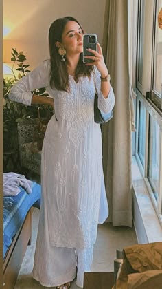 White Kurti And Pant, Aesthetic Kurtis For Girls, White Printed Kurti, White Kurti Style, White Chikankari, Chikenkari Kurti Ideas, White Kurti For Women, White Chikankari Kurti Designs Latest, White Kurta For Women