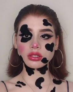 cow makeup • Instagram Cute Cow Costume Makeup, Cow Face Paint Kids, Cow Facepaint, Cow Makeup Looks Easy, Cute Cow Makeup Halloween, Halloween Cow Makeup, Animal Makeup Looks, Cow Costume Makeup, Cow Halloween Makeup
