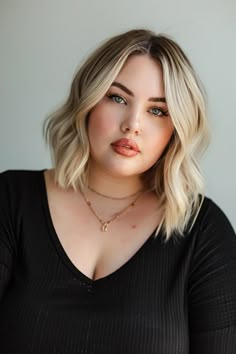 Haircuts For Fuller Face, Hairstyles For Fuller Faces For Women, Hair Styles For Fuller Face, Fuller Face Hairstyles For Women, Round Full Face Hairstyles, Haircuts For Fuller Faced Women, Hair For Fuller Faces, Haircut To Make Face Look Fuller, Hairstyles For Full Faces