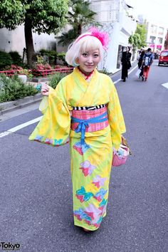 Tokyo Japan Fashion, Neon Kimono, Kimo Kawaii Fashion, Kimono Harajuku Outfit, Summer Festival Orange Kimono, Harajuku Kimono Style, Colorful Patterned Spring Kimono, Festival Kimono Japan, Summer Festival Kimono