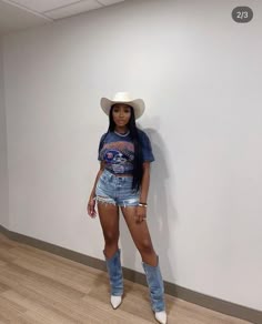Black Cow Girl Outfits Ideas, Black Women Cowgirl Boots Outfit, Beyonce Cowboy Carter Outfit Black Women, Cowgirl Outfits Black Women Summer, Black Cowboy Outfit Girl, Cowgirl Outfits Black Women Concert, Black Rodeo Girl Outfits, Cowboy Outfits Black Women, Megan Thee Stallion Cowboy Outfit