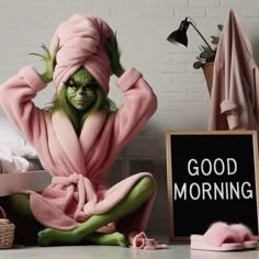 #grinch #grinchchristmas #grinchmas #christmas Cute Pictures Of The Grinch, Pictures With The Grinch Ideas, Miss Grinch, Modern Grinch, Lady Grinch Gif, Good Morning Grinch Images, Grinch Good Morning, Grinch And Girl, Grinch Meme Picture
