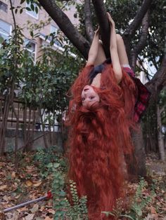 Poses References, Figure Poses, Art Poses, Pose Reference Photo, Drawing Poses, Aesthetic Hair, Photo Reference, Art Reference Poses, Pretty Hairstyles