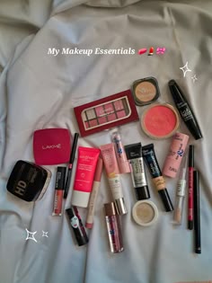 Makeup Products To Gift, Needed Makeup Products, Girls Makeup Products, Makeup Products Affordable, New Makeup Products, Makeup Cosmetics Products, Makeup For Dry Skin Tips, Makeup Items List, Affordable Makeup Products For Beginners