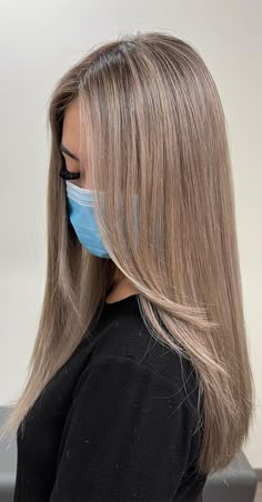 Mushroom Color Hair, Soft Mushroom Blonde Hair, Natural Ashy Blonde Hair, Mushroom Ash Blonde Hair, Beige Hair Color Ash Blonde, Mushroom Blonde Hair With Highlights, Warm Mushroom Blonde, Mushroom Tone Hair, Bronde Hair Colour