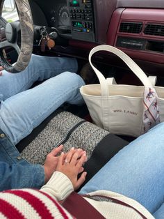 Boat And Tote, Ll Bean Aesthetic, Boat And Tote Funny, Boat Tote Aesthetic, Boat And Tote Aesthetic, Ll Bean Boat And Tote, Ll Bean Tote, Totes Ideas, Boat Tote