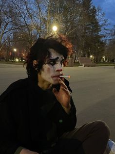 #clown #sadclown #vibes Halloween Inspo Male, Cool Clown Make Up, Scary Clown Makeup For Halloween, Jester Facepaint, Halloween Guy, Clown Costume Male, Halloween Costume Ideas Clown, Male Clowns, Clown Costume Man