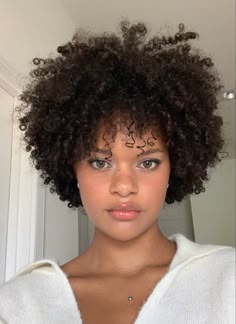 Feminine Afro, Small Afro Hair, Short Curly 4a Hair, Black Curly Hairstyles Short, Afro Cuts, Short Hair Circle Face, 4b Hair Short, Curly Cut 4c Hair, Heart Shaped Natural Haircut