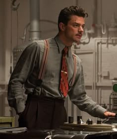 40s Male Fashion, Men’s 20s Fashion, Vintage Outfits Classy 1950s Men, Vintage Man Aesthetic, 1950s Mens Fashion Formal, Old Hollywood Men Outfit, Traditional Man, Old Hollywood Fashion Men, 90s Detective Outfit Men