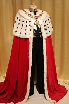 Crowning King, Royal Mantle Cape, Royal King Clothes, Kings Robes, Kings Robe, Kings Attire, Crown For Men, Crown For A Prince, King's Crown