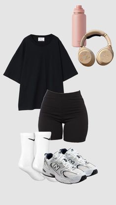 Cute Gym Outfits, Fitness Wear Outfits, Gym Clothes Women, Everyday Fashion Outfits, Mode Inspo, Sporty Outfits, Wearing Clothes, Mode Inspiration, Cute Everyday Outfits