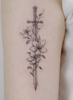 Meaningful Tattoo Ideas, Black And White Tattoo, Minimalist Floral Tattoo, Tattoo Inspiration For Women, Dagger Tatto, Dagger Tattoo With Flowers, Floral Dagger Tattoo, Feminine Dagger Tattoo, Dagger Flower Tattoo