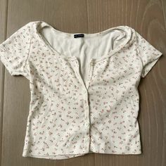 Brandy Melville floral top