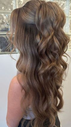 Prom Half Up Hair, Prom Hair Half Up, Half Up Half Down Hair Inspo Prom, Prom Hair Inspo Half Up Half Down Curly, Prom Hair With Butterfly Clips, Prom Hair Inspo Half Up Half Down, Prom Hair Inspo 2025, Hoco Hair Inspo Half Up Half Down, Homecoming Hair Inspo Half Up Half Down