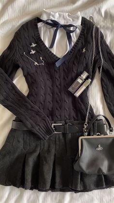 Dark Outfits For School, Dark Coquette Outfit Aesthetic, Dark Coquette Aesthetic Outfits, Dark Coquette Fits, Dark Coquette Outfit Ideas, Dark Coquette Outfit Inspo, Dark Coquette Outfits, Dark Coquette Winter Outfits, Dark Cocette Aesthetic Outfit