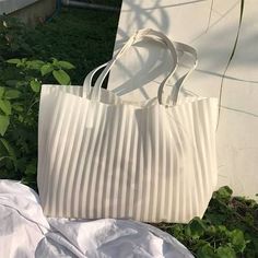 Beach Bag White, Trendy Beach Bag, Large Capacity White Beach Bag For Summer, Travel Beach Bag, Trendy White Beach Bag For Shopping, Cute White Beach Bag, Bags For Beach, White Chic Large Capacity Beach Bag, White Beach Bag