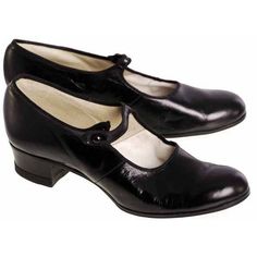 1920s Flat Shoes, 1920s Girls Shoes, Character Shoes Theater, 1920s Flapper Shoes, 1920s Mary Jane Shoes, Vintage Dance Shoes With Leather Sole And Round Toe, 20s Shoes, Vintage Closed Toe Dance Shoes With Leather Sole, Evening Leather Shoes With Medium Width Leather Sole