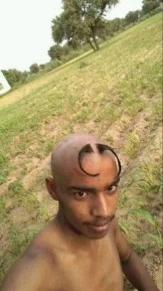 Comedy Face, Bad Haircuts Men, Funny Guy Haircuts, Funny Hair Styles For Men, Funny Bald Hairstyle, Funny Hairstyles For Guys, Funny Mens Haircut, Haircuts Weird, Funny Haircuts For Men