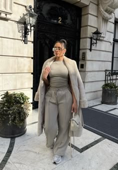 Modesty Outfits, Neat Casual Outfits, Tendances Mode Automne, Winter Fashion Outfits Casual, Fashion Top Outfits, Classy Casual Outfits, Athleisure Outfits, Casual Winter Outfits, Looks Chic