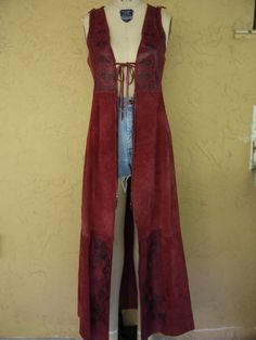 Vtg Vintage 60s 70s Char Long Red Burgundy by LoveRocksVintage 70s Vest Outfits, 70s Vest, 70s Waistcoat, Vintage 70s Waistcoat, 70s Hippie Aesthetic, Vintage 70s Vest, Vintage Hippie Vest, Bohemian Red Summer Vest, 70s Floral Vest