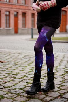 galaxy leggings Space Tights, Galaxy Tights Outfit, Galaxy Leggings Outfit, Lazy Sunday Outfit, Galaxy Tights, Galaxy Leggings Aesthetic, Kawaii Galaxy Leggings, Galaxy Leggings Trend, Galaxy Leggings Outfit Ideas