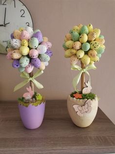 How To Make Easter Topiaries, Easter Topiary Diy, Easter Topiary Ideas, Easter Egg In Flower Pot, Egg Topiary, Easter Egg Topiary Tree, Bunny-shaped Topiary In Planter, Bunny-themed Topiary Plants, Moss Bunny Decoration With Pom-pom